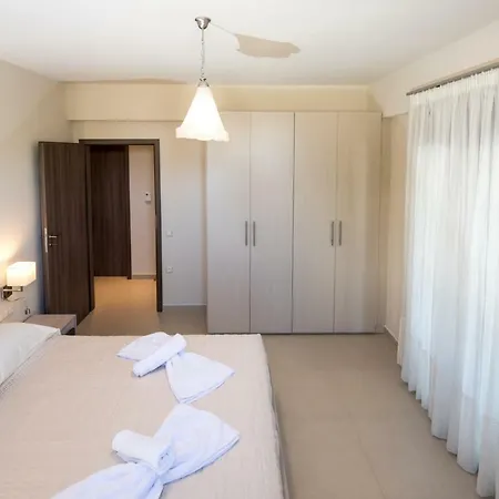 Apartment Blue Aura Family *